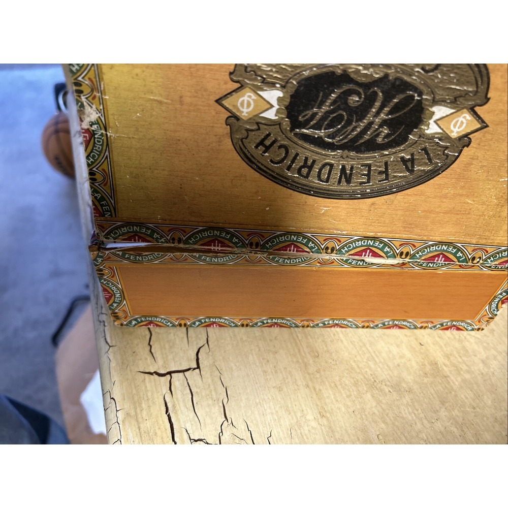 Vintage Tobacco Boxes King Edward the Seventh Mild Tobaccos Empty &La Fendrich - Picture 8 of 12